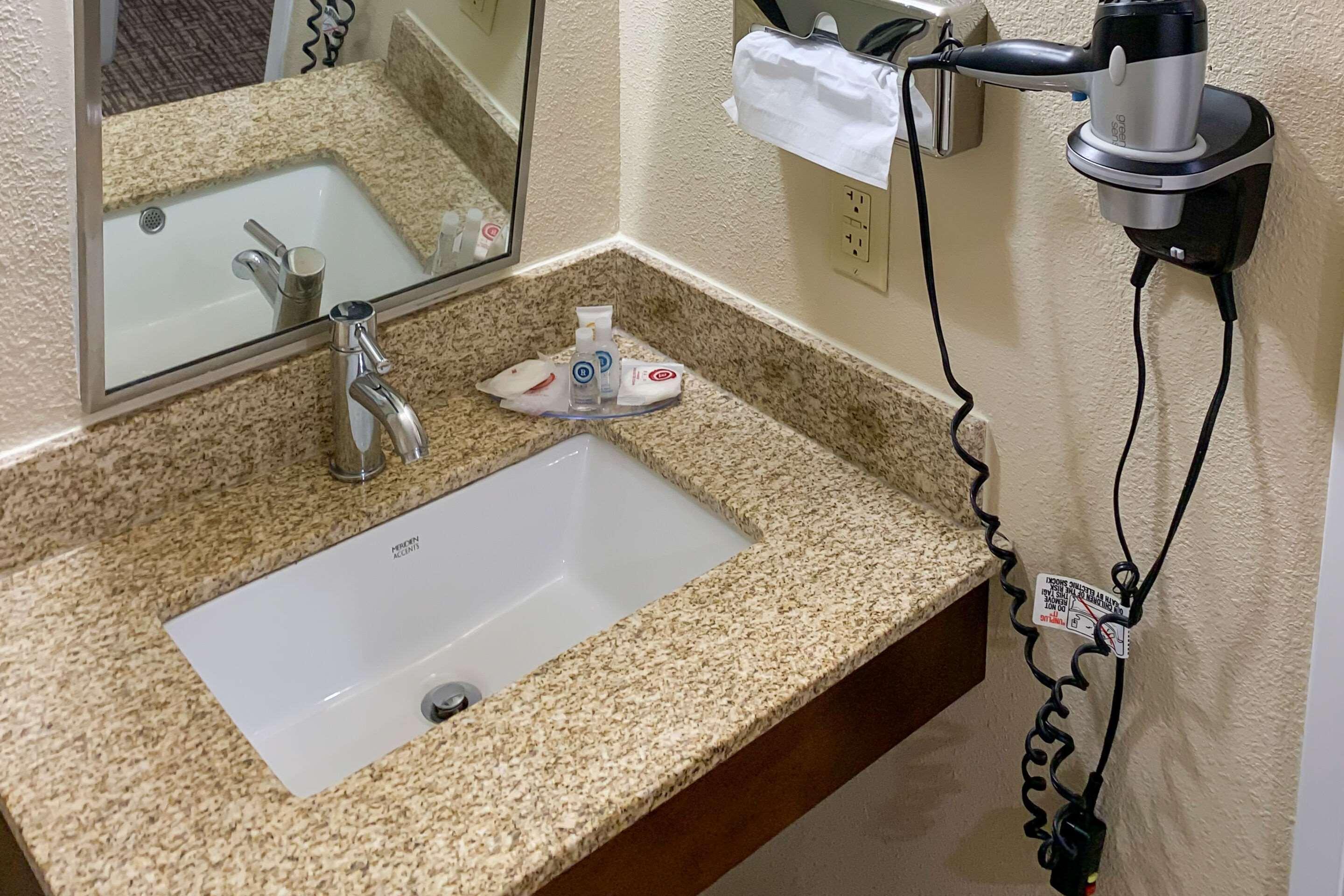 Comfort Inn Pittsburgh Ngoại thất bức ảnh