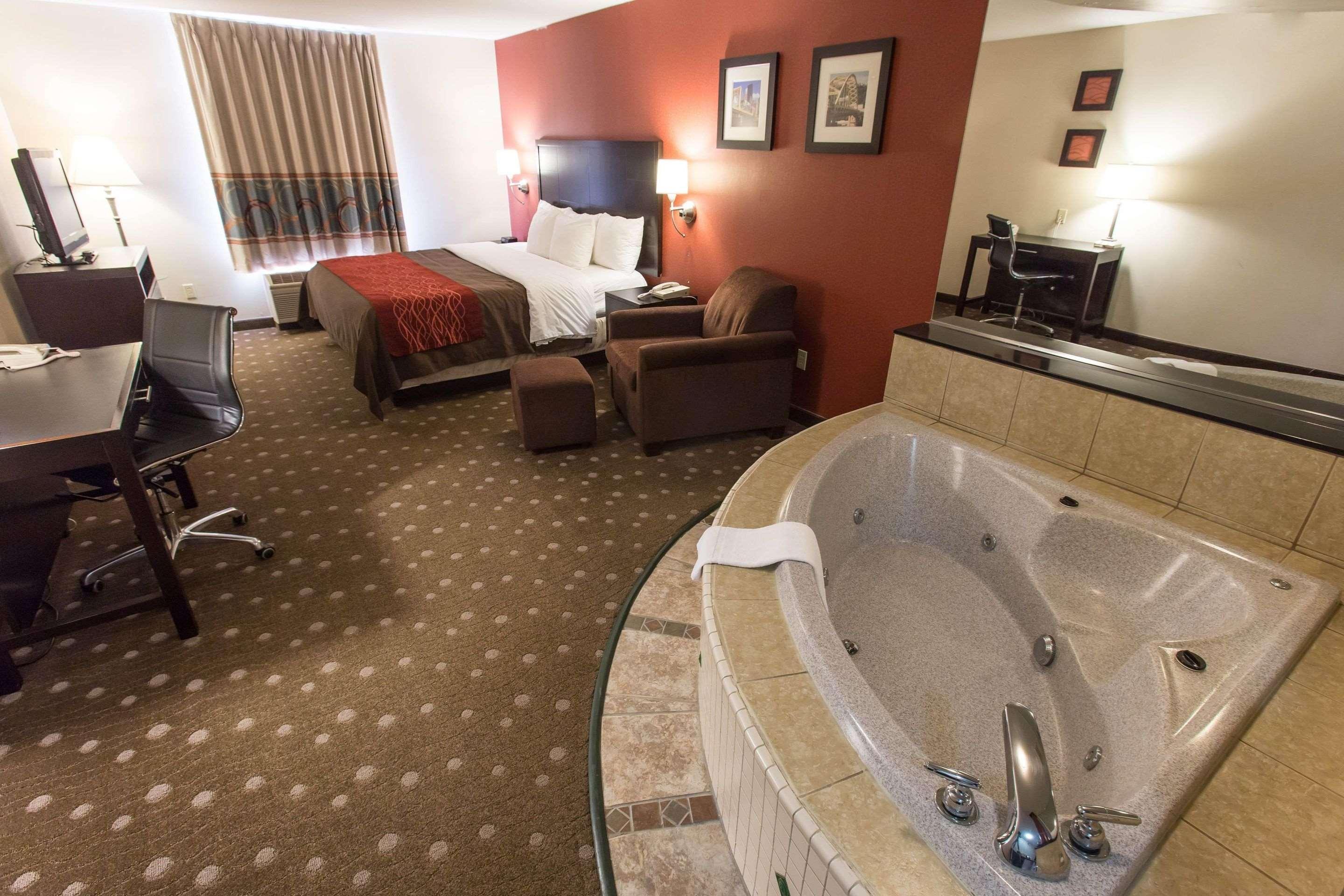 Comfort Inn Pittsburgh Ngoại thất bức ảnh